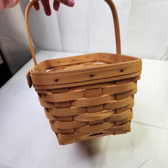 Vintage 2000 Longaberger Woven Rectangular Picnic Basket With Handle Brown - Picture 5 of 11